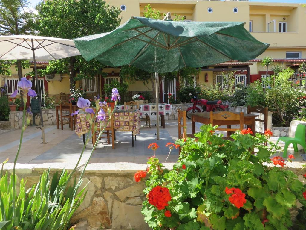 Villa Costas - Popi Sivas Exterior photo