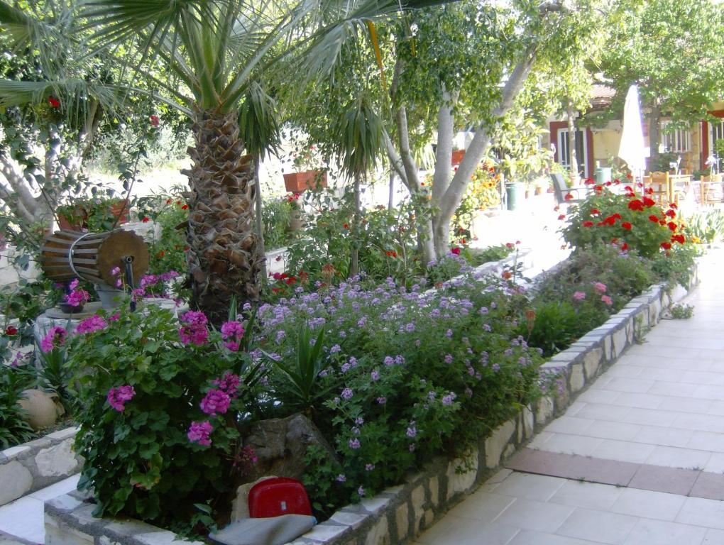 Villa Costas - Popi Sivas Exterior photo
